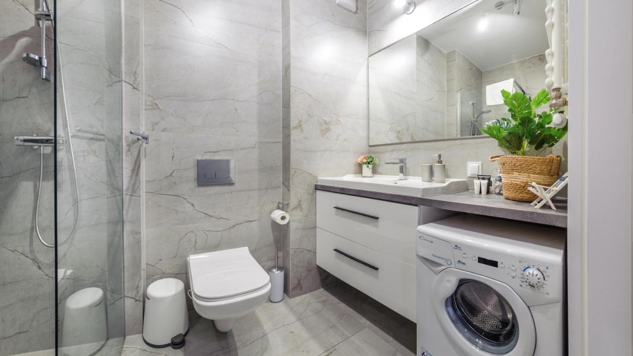 Apartament Blekitna Laguna Z Basenem - Ul Kasprowicza 20A - Holiday City Kołobrzeg Εξωτερικό φωτογραφία