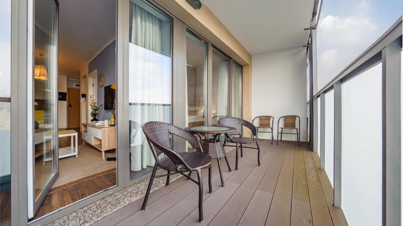 Apartament Blekitna Laguna Z Basenem - Ul Kasprowicza 20A - Holiday City Kołobrzeg Εξωτερικό φωτογραφία